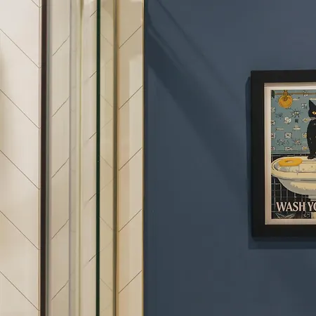 Pinewood View, The Old Bank House Ambleside