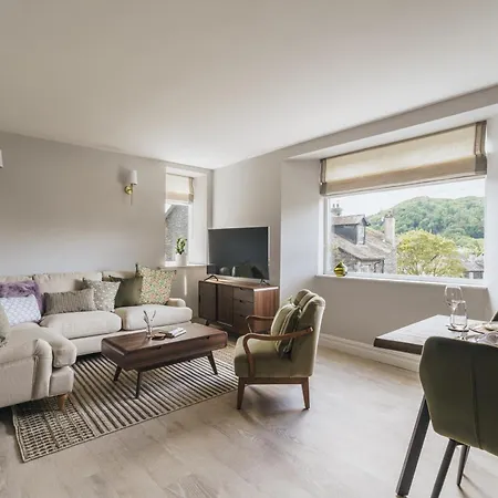 Apartment Pinewood View, The Old Bank House *