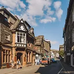 Pinewood View, The Old Bank House Apartment Ambleside