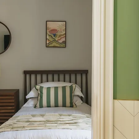 شقة Pinewood View, The Old Bank House آمبيلسايد